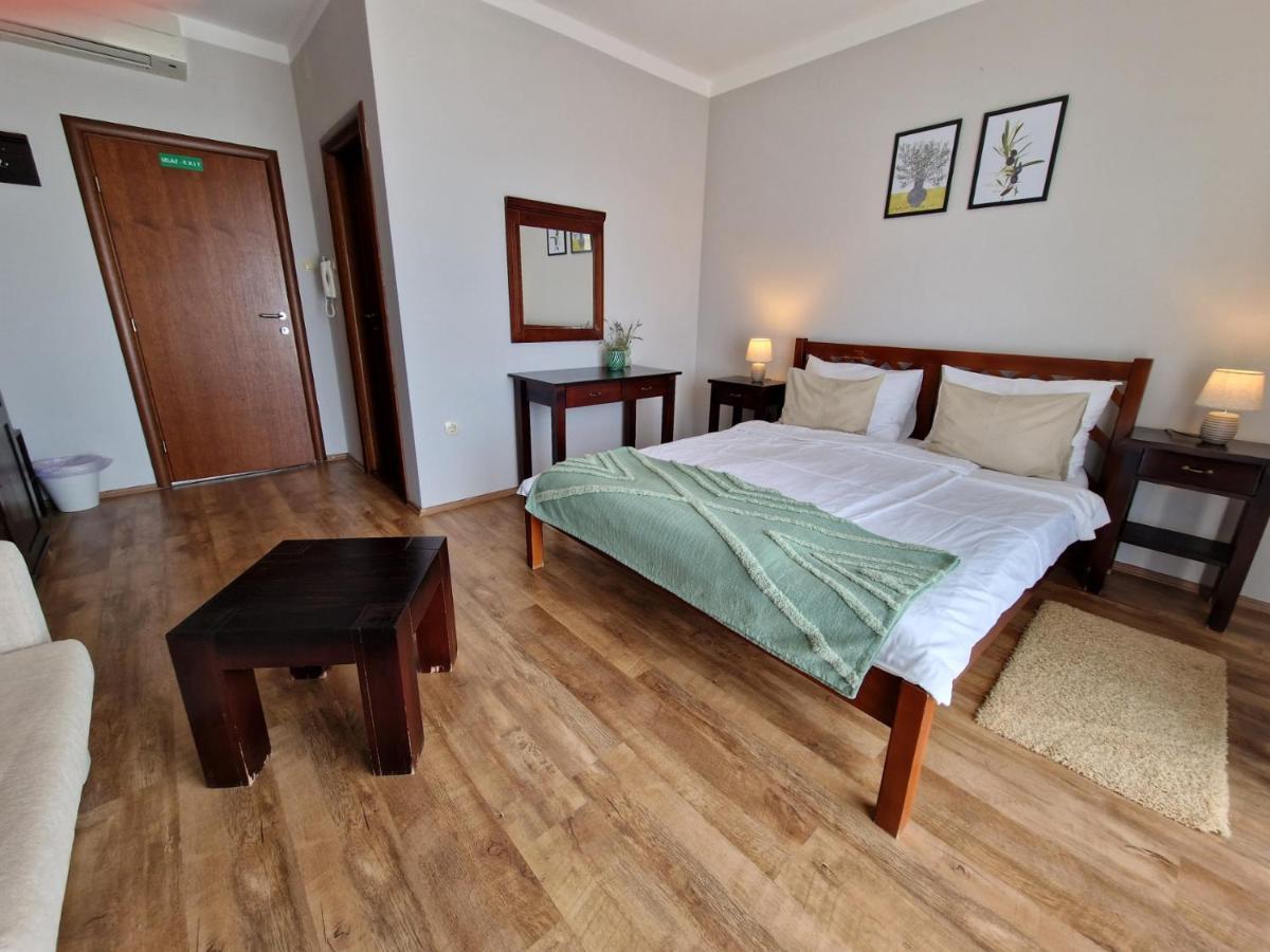 Guesthouse Barica ซริกเวนิซา ภายนอก รูปภาพ